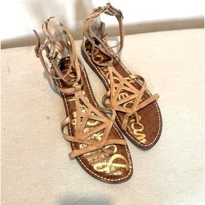 Woman’s shoes Sam Edelman brown sandals  Shoes size 9